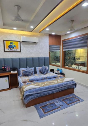 Hotel Royal Mathura Luxe